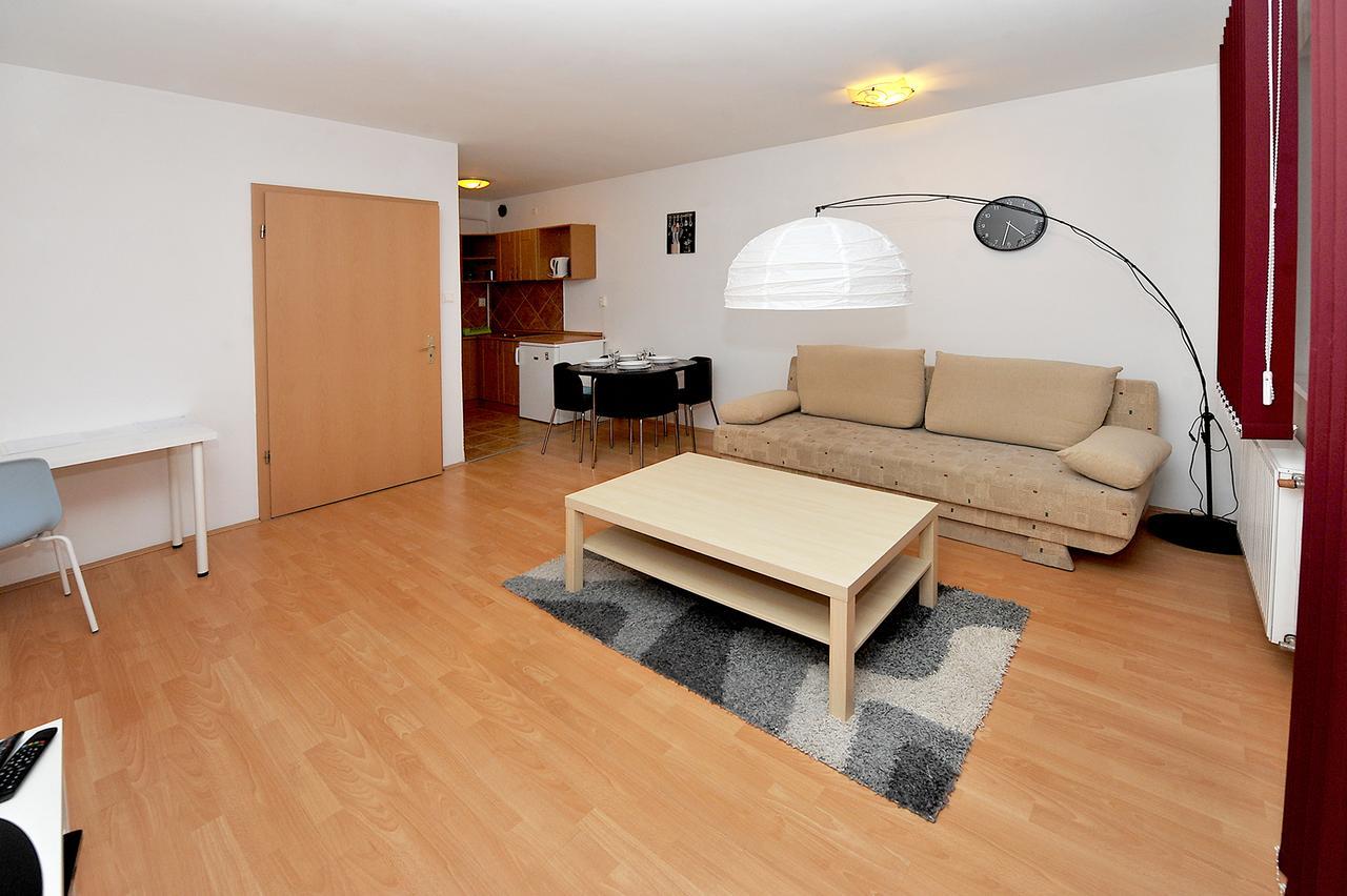 Ihome Apartment 3.0 ペーチ エクステリア 写真